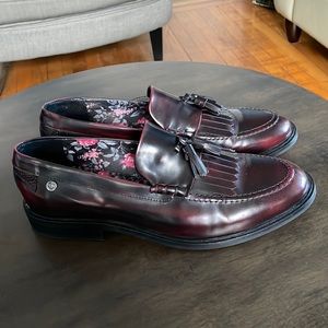 Twisted Tailor Tassel Loafers